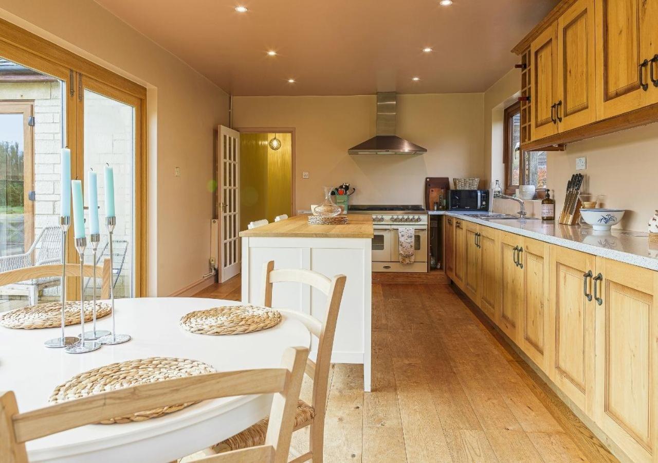 Villa Charming 3Bd Cotswolds Family Retreat Bourton-on-the-Water Exterior foto