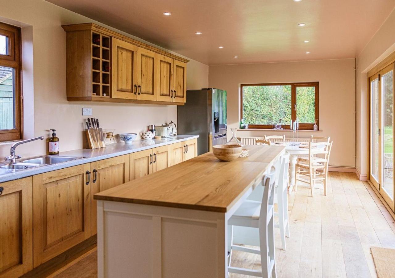 Villa Charming 3Bd Cotswolds Family Retreat Bourton-on-the-Water Exterior foto